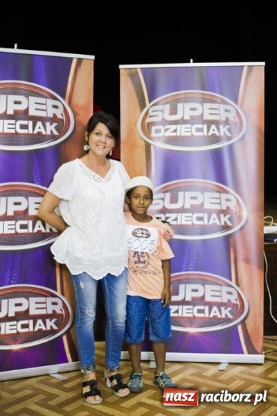 Zdjęcie w galerii na portalu naszraciborz.pl: Młodzi raciborzanie próbowali swoich sił w castingu do nowego programu SUPERDZIECIAK  wiadomości z regionu