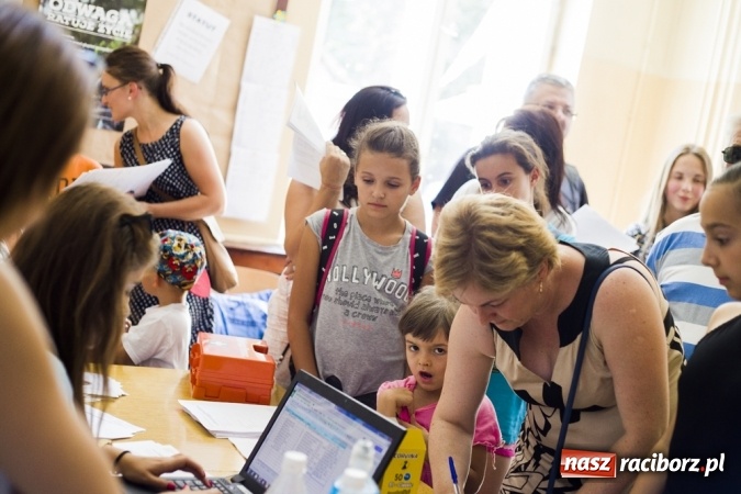 Zdjęcie w galerii na portalu naszraciborz.pl: Młodzi raciborzanie próbowali swoich sił w castingu do nowego programu SUPERDZIECIAK  wiadomości z regionu