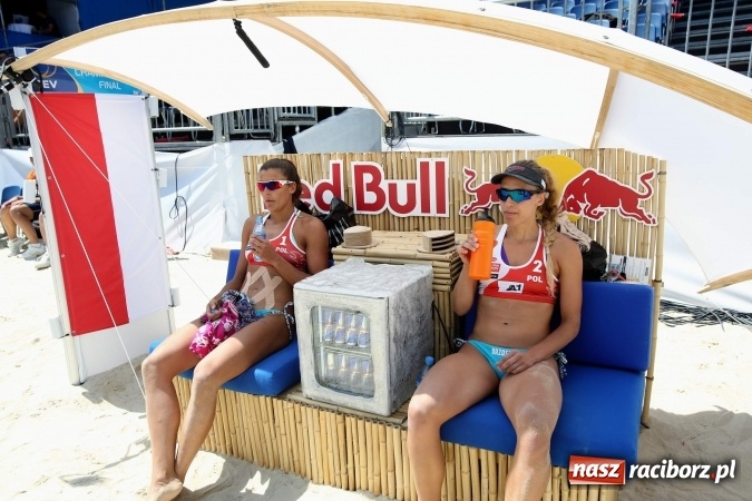 Zdjęcie w galerii na portalu naszraciborz.pl: Największy sukces Polski w historii żeńskiej siatkówki plażowej z udziałem raciborzanki wiadomości z regionu