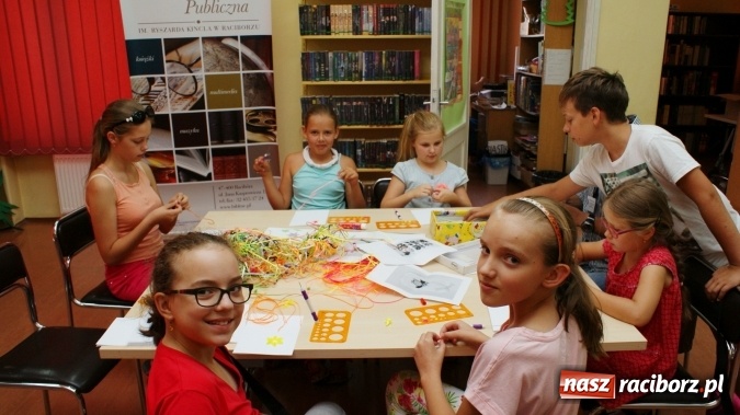 Zdjęcie w galerii na portalu naszraciborz.pl: Warsztaty z wyobraźnią – quilling wiadomości z regionu