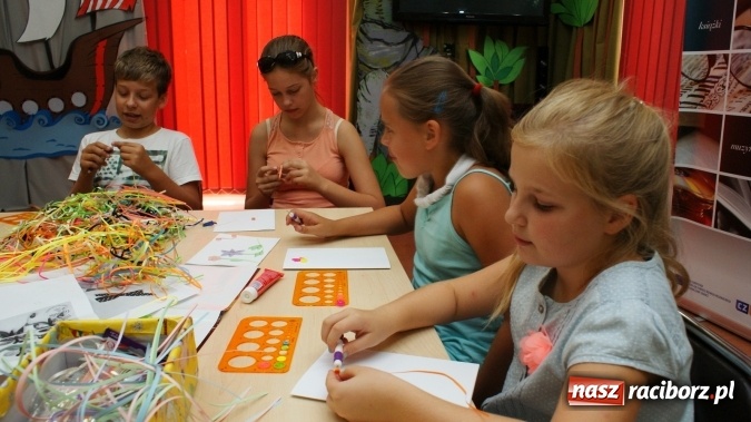 Zdjęcie w galerii na portalu naszraciborz.pl: Warsztaty z wyobraźnią – quilling wiadomości z regionu