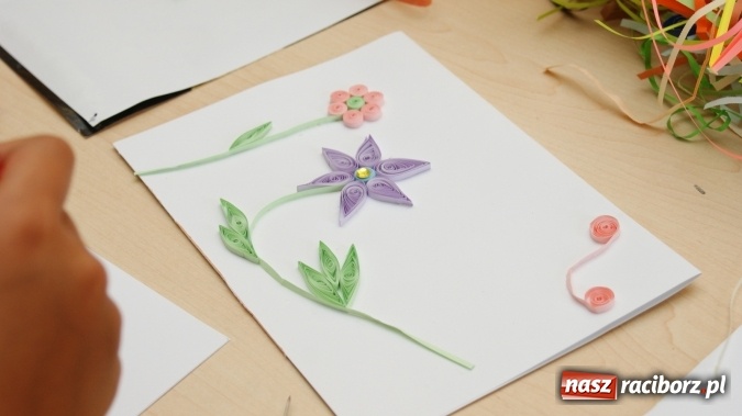 Zdjęcie w galerii na portalu naszraciborz.pl: Warsztaty z wyobraźnią – quilling wiadomości z regionu