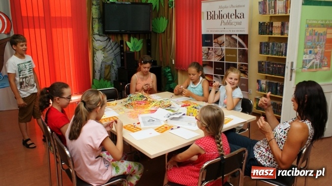 Zdjęcie w galerii na portalu naszraciborz.pl: Warsztaty z wyobraźnią – quilling wiadomości z regionu