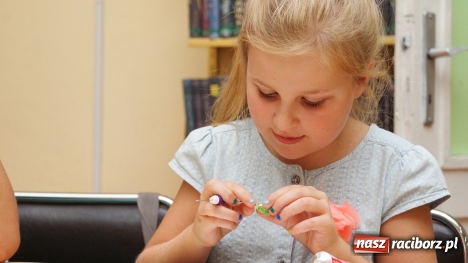 Zdjęcie w galerii na portalu naszraciborz.pl: Warsztaty z wyobraźnią – quilling wiadomości z regionu