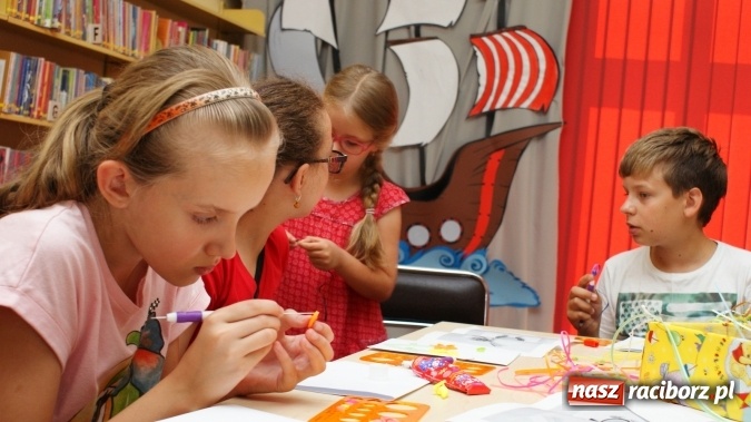 Zdjęcie w galerii na portalu naszraciborz.pl: Warsztaty z wyobraźnią – quilling wiadomości z regionu