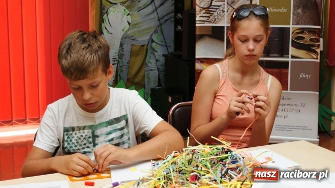 Zdjęcie w galerii na portalu naszraciborz.pl: Warsztaty z wyobraźnią – quilling wiadomości z regionu