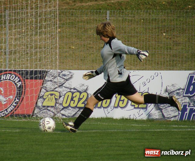 Zdjęcie w galerii na portalu naszraciborz.pl: Rezerwy nie zwalniają wiadomości z regionu