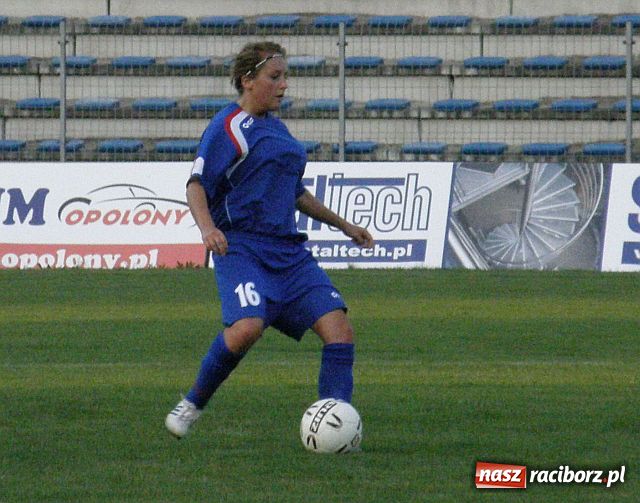 Zdjęcie w galerii na portalu naszraciborz.pl: Rezerwy nie zwalniają wiadomości z regionu