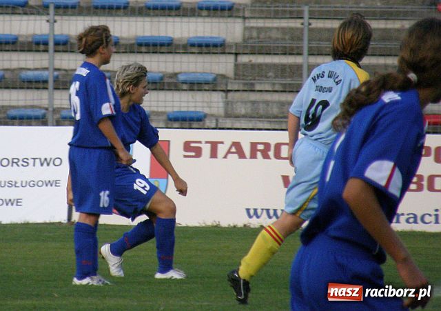 Zdjęcie w galerii na portalu naszraciborz.pl: Rezerwy nie zwalniają wiadomości z regionu