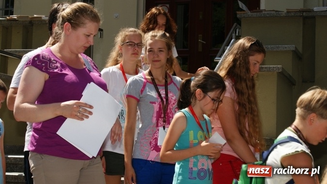 Zdjęcie w galerii na portalu naszraciborz.pl: Lato z Biblioteką w świecie dinozaurów wiadomości z regionu