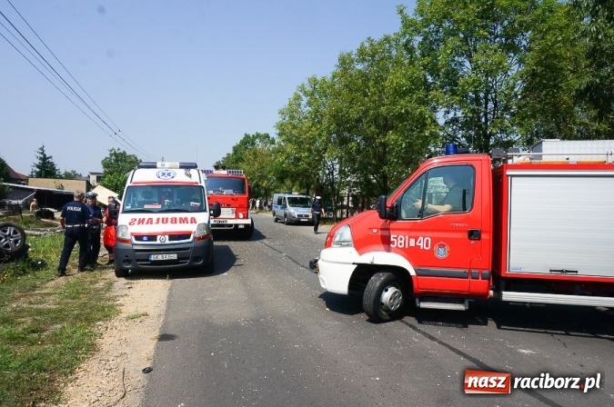 Zdjęcie w galerii na portalu naszraciborz.pl: Wypadek nieoznakowanego radiowozu policyjnego wiadomości z regionu