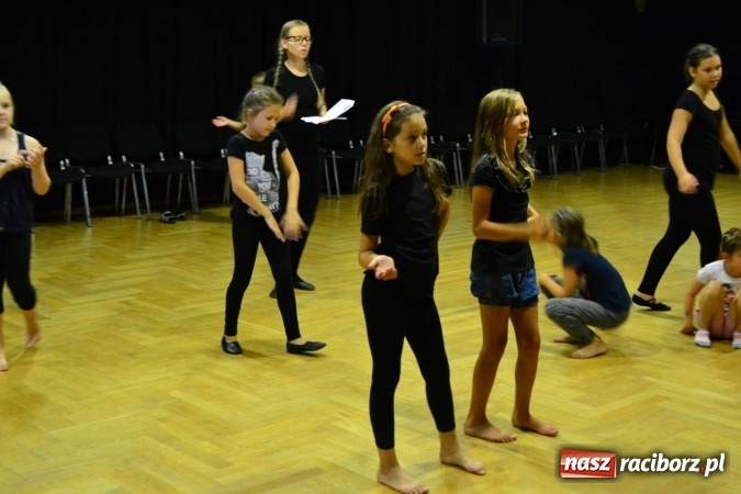 Zdjęcie w galerii na portalu naszraciborz.pl: Młodzi artyści poznają sztukę aktorstwa  wiadomości z regionu