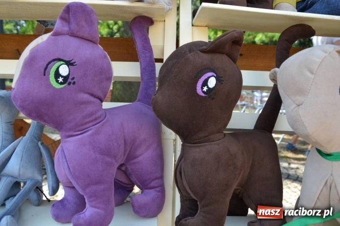 Zdjęcie w galerii na portalu naszraciborz.pl: Spotkanie z pluszakami, czyli kolejna odsłona Letniej Akcji Zamkowe Zuchy 2015 na zamku wiadomości z regionu