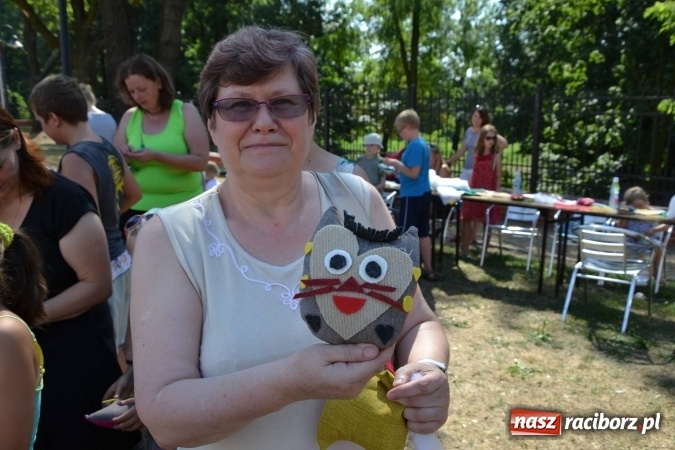 Zdjęcie w galerii na portalu naszraciborz.pl: Spotkanie z pluszakami, czyli kolejna odsłona Letniej Akcji Zamkowe Zuchy 2015 na zamku wiadomości z regionu