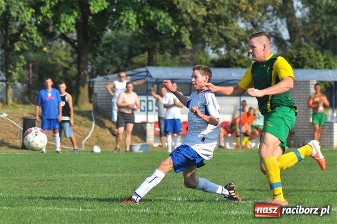 Zdjęcie w galerii na portalu naszraciborz.pl: Nieudana inauguracja sezonu przy Łąkowej wiadomości z regionu