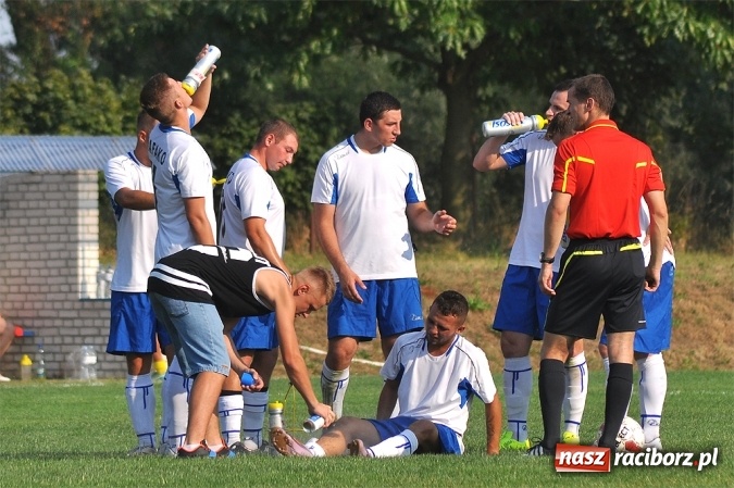 Zdjęcie w galerii na portalu naszraciborz.pl: Nieudana inauguracja sezonu przy Łąkowej wiadomości z regionu