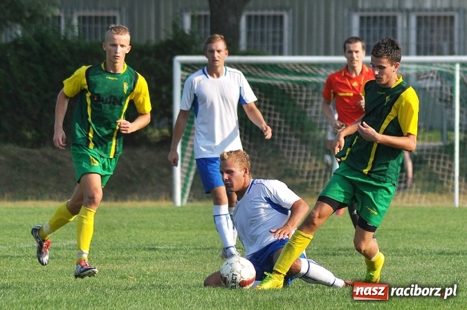 Zdjęcie w galerii na portalu naszraciborz.pl: Nieudana inauguracja sezonu przy Łąkowej wiadomości z regionu