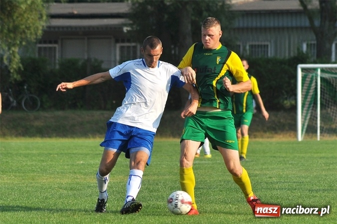 Zdjęcie w galerii na portalu naszraciborz.pl: Nieudana inauguracja sezonu przy Łąkowej wiadomości z regionu