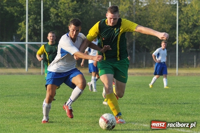 Zdjęcie w galerii na portalu naszraciborz.pl: Nieudana inauguracja sezonu przy Łąkowej wiadomości z regionu