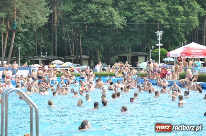 Zdjęcie w galerii na portalu naszraciborz.pl: Plażing, leżing, smażing, kąpiel i wreszcie deszcz, ale przydałoby się więcej wiadomości z regionu