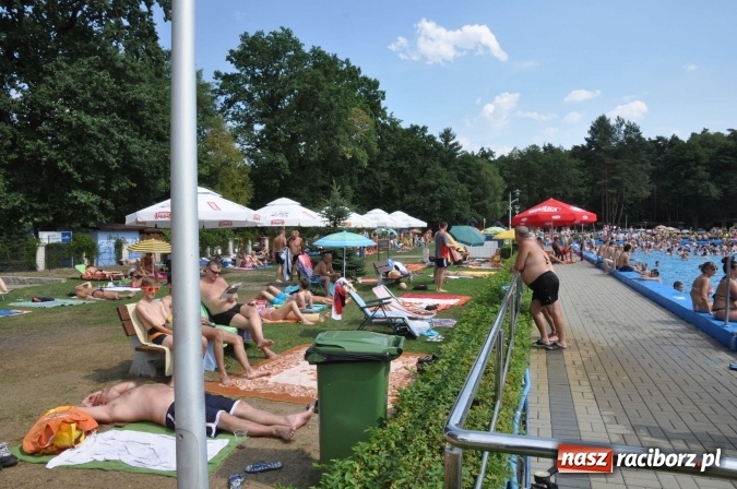 Zdjęcie w galerii na portalu naszraciborz.pl: Plażing, leżing, smażing, kąpiel i wreszcie deszcz, ale przydałoby się więcej wiadomości z regionu