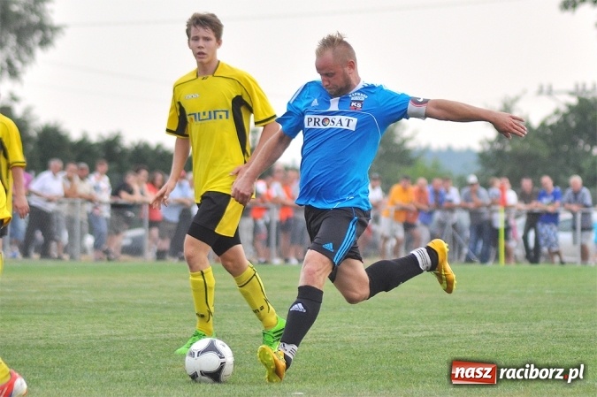 Zdjęcie w galerii na portalu naszraciborz.pl: Imponujący debiut Borucina w okręgówce. Wygrana dziesięcioma bramkami wiadomości z regionu