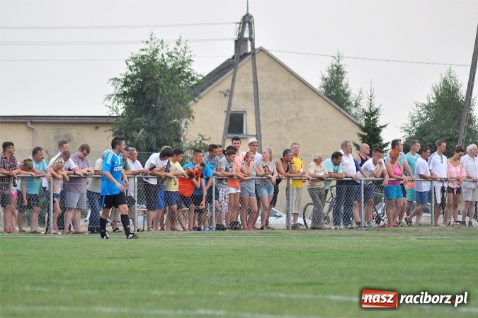 Zdjęcie w galerii na portalu naszraciborz.pl: Imponujący debiut Borucina w okręgówce. Wygrana dziesięcioma bramkami wiadomości z regionu