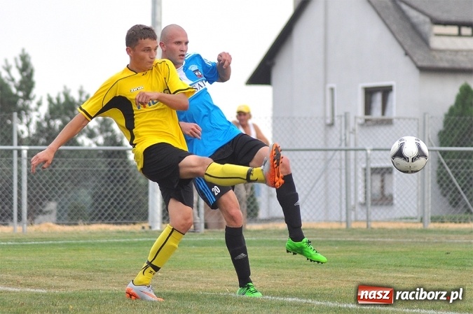 Zdjęcie w galerii na portalu naszraciborz.pl: Imponujący debiut Borucina w okręgówce. Wygrana dziesięcioma bramkami wiadomości z regionu