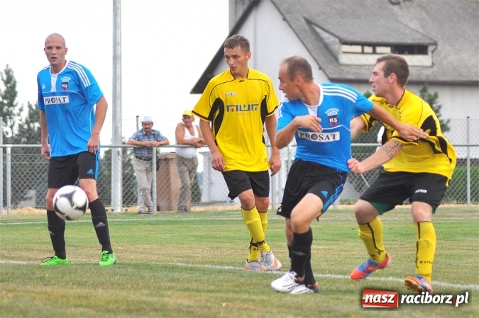 Zdjęcie w galerii na portalu naszraciborz.pl: Imponujący debiut Borucina w okręgówce. Wygrana dziesięcioma bramkami wiadomości z regionu