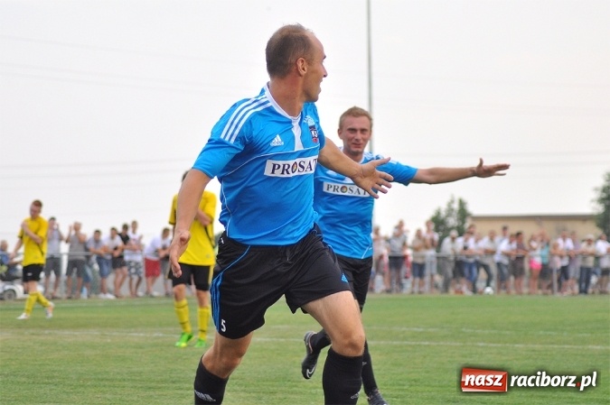 Zdjęcie w galerii na portalu naszraciborz.pl: Imponujący debiut Borucina w okręgówce. Wygrana dziesięcioma bramkami wiadomości z regionu