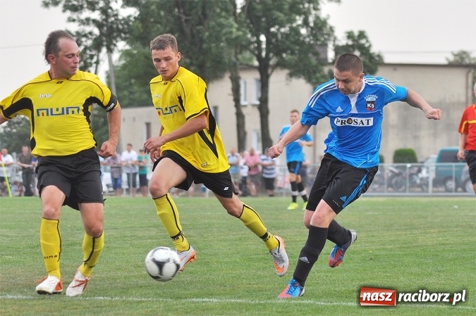 Zdjęcie w galerii na portalu naszraciborz.pl: Imponujący debiut Borucina w okręgówce. Wygrana dziesięcioma bramkami wiadomości z regionu