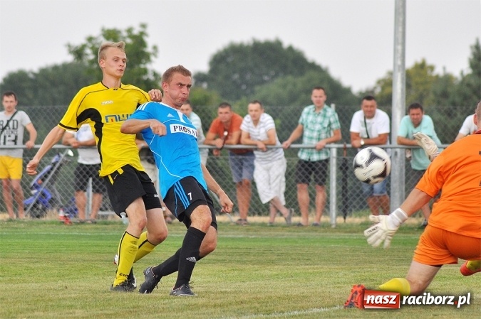 Zdjęcie w galerii na portalu naszraciborz.pl: Imponujący debiut Borucina w okręgówce. Wygrana dziesięcioma bramkami wiadomości z regionu