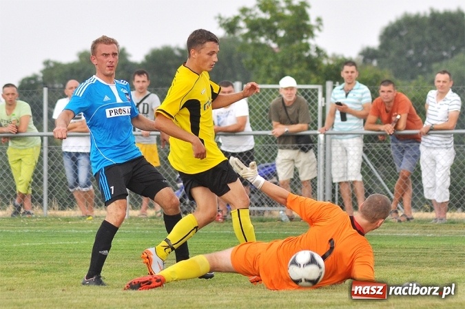 Zdjęcie w galerii na portalu naszraciborz.pl: Imponujący debiut Borucina w okręgówce. Wygrana dziesięcioma bramkami wiadomości z regionu