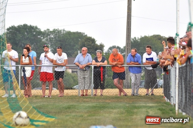 Zdjęcie w galerii na portalu naszraciborz.pl: Imponujący debiut Borucina w okręgówce. Wygrana dziesięcioma bramkami wiadomości z regionu