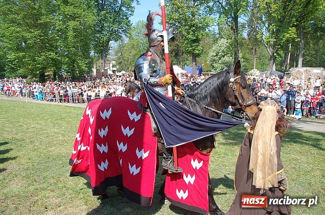 Zdjęcie w galerii na portalu naszraciborz.pl: Wielkie WIDOWISKO wiadomości z regionu