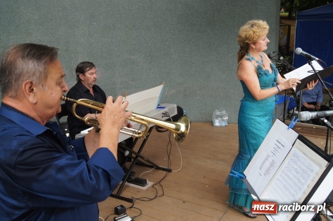 Zdjęcie w galerii na portalu naszraciborz.pl: Olga Procházková wystąpiła w Parku Roth wiadomości z regionu