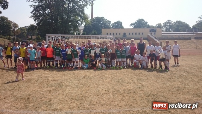 Zdjęcie w galerii na portalu naszraciborz.pl: Coco Jumbo i Bogowie futbolu najlepsi  wiadomości z regionu