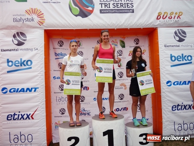 Zdjęcie w galerii na portalu naszraciborz.pl: Sukcesy uczniów i absolwentów ZSOMS w zawodach triathlonowych Strawczyn 2015  wiadomości z regionu