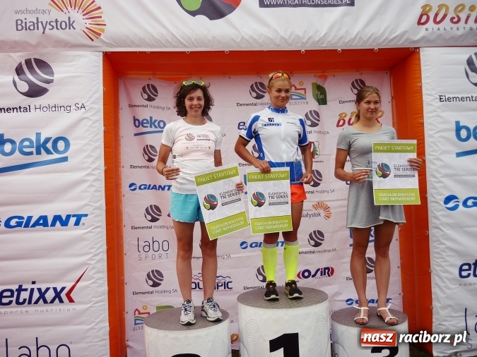 Zdjęcie w galerii na portalu naszraciborz.pl: Sukcesy uczniów i absolwentów ZSOMS w zawodach triathlonowych Strawczyn 2015  wiadomości z regionu