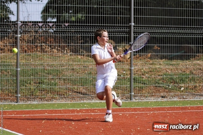 Zdjęcie w galerii na portalu naszraciborz.pl: Rozegrano turniej tenisa ziemnego wiadomości z regionu