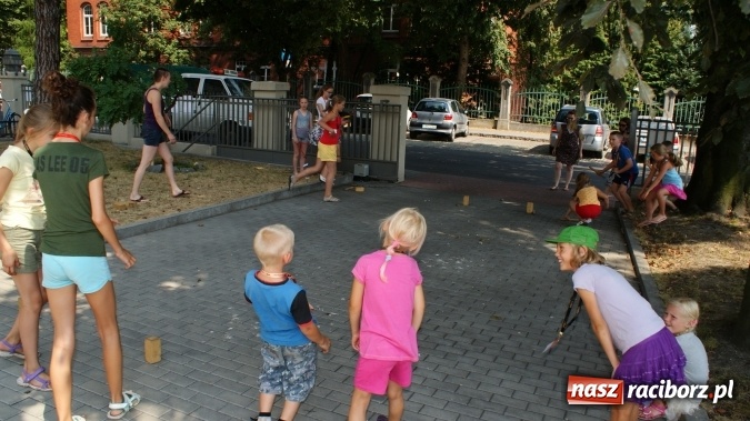 Zdjęcie w galerii na portalu naszraciborz.pl: Średniowieczni rycerze i ich damy wiadomości z regionu