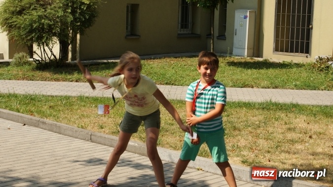 Zdjęcie w galerii na portalu naszraciborz.pl: Średniowieczni rycerze i ich damy wiadomości z regionu