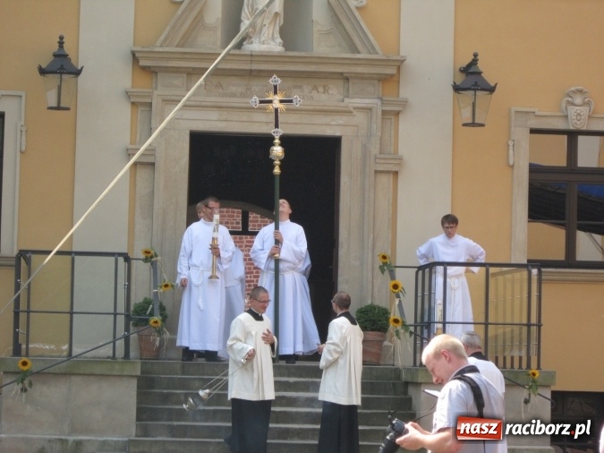 Zdjęcie w galerii na portalu naszraciborz.pl: Metropolitalne obchody Odpustu Wniebowzięcia NMP w Rudach  wiadomości z regionu