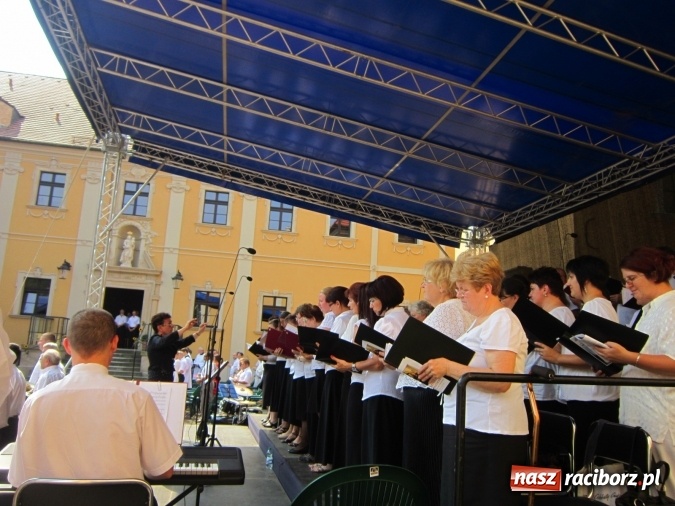 Zdjęcie w galerii na portalu naszraciborz.pl: Metropolitalne obchody Odpustu Wniebowzięcia NMP w Rudach  wiadomości z regionu