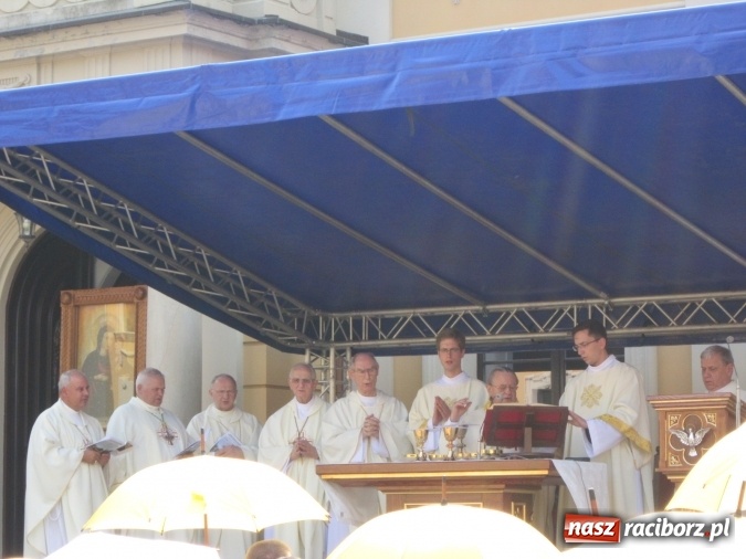Zdjęcie w galerii na portalu naszraciborz.pl: Metropolitalne obchody Odpustu Wniebowzięcia NMP w Rudach  wiadomości z regionu
