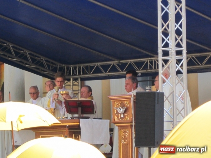 Zdjęcie w galerii na portalu naszraciborz.pl: Metropolitalne obchody Odpustu Wniebowzięcia NMP w Rudach  wiadomości z regionu