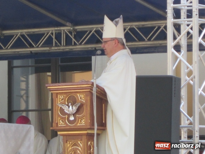 Zdjęcie w galerii na portalu naszraciborz.pl: Metropolitalne obchody Odpustu Wniebowzięcia NMP w Rudach  wiadomości z regionu
