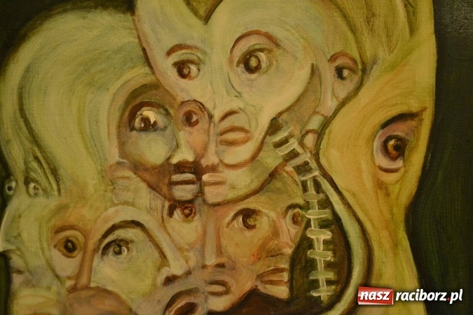 Zdjęcie w galerii na portalu naszraciborz.pl: Wakacje z duchami - wernisaż malarstwa Pauliny Knyziak-Niezgodzkiej na zamku  wiadomości z regionu