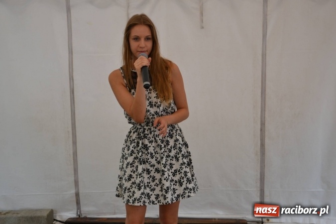 Zdjęcie w galerii na portalu naszraciborz.pl: Wokaliści z Kuźni Raciborskiej wystąpili na Zamku Piastowskim wiadomości z regionu