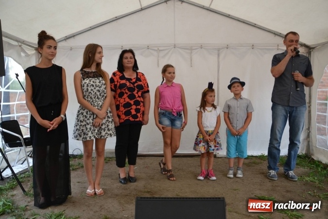 Zdjęcie w galerii na portalu naszraciborz.pl: Wokaliści z Kuźni Raciborskiej wystąpili na Zamku Piastowskim wiadomości z regionu